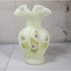 Fenton Hand Painted Iced Daisies Custard Glass Melon Vase Artist Signed Glowing